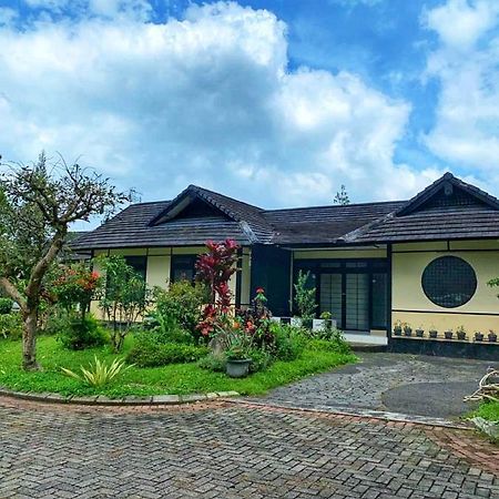 Designer Villa Osaka Пунсак Екстериор снимка