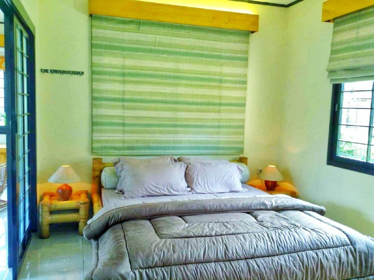Designer Villa Osaka Пунсак Екстериор снимка