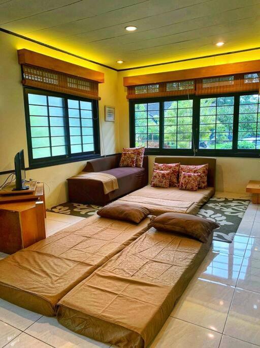 Designer Villa Osaka Пунсак Екстериор снимка